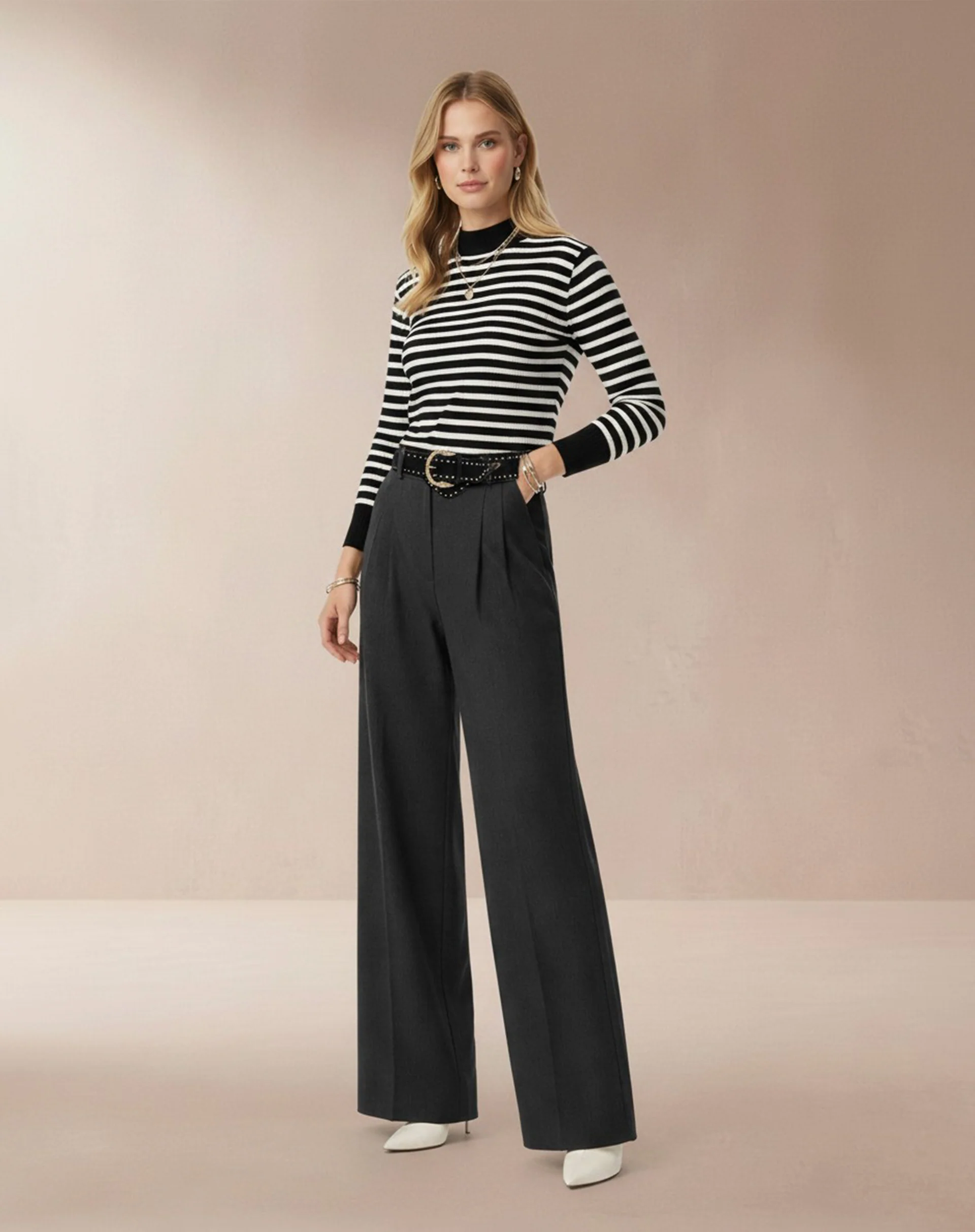 Calça Wide com Pregas Alfaiataria - Preto - Image 4