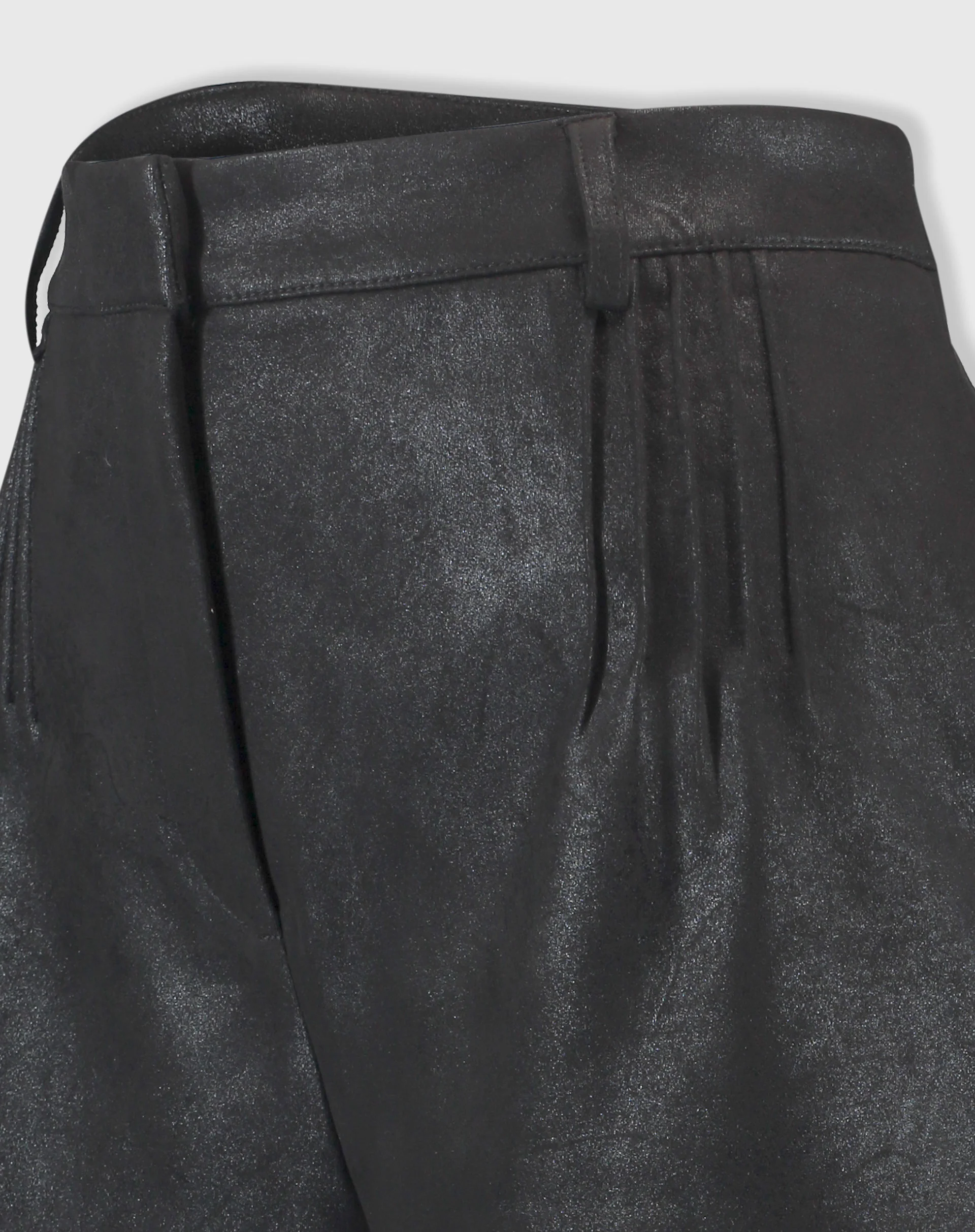 Shorts Com Pregas Metalizado - Preto - Image 6