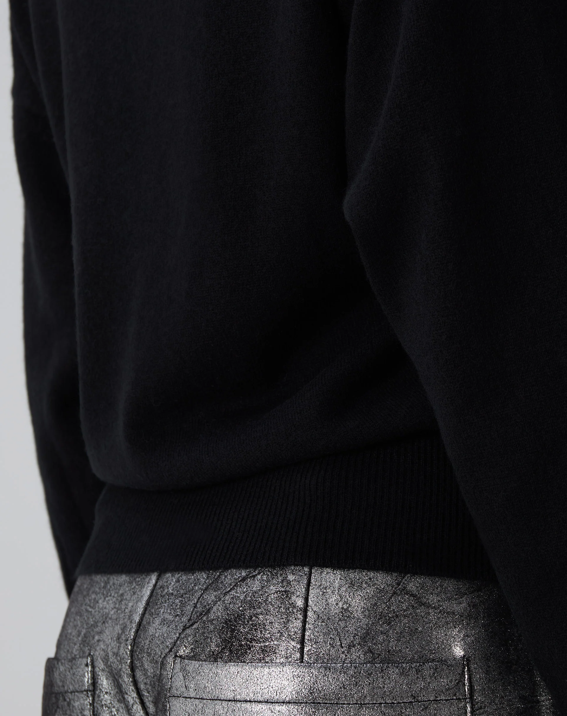 Suéter Cashmere Deluxe Gola V - Preto - Image 3